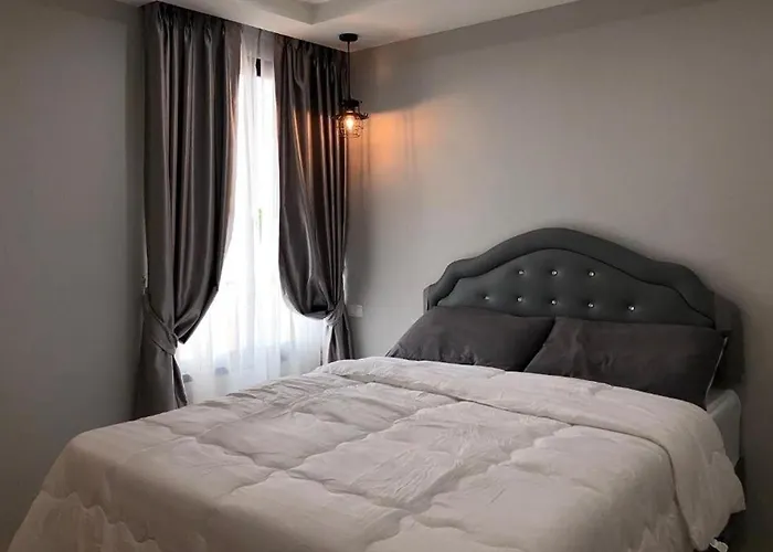51 Suanplu Hotel 3*