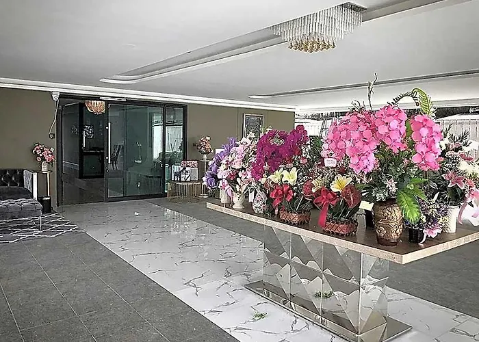 51 Suanplu Bangkok