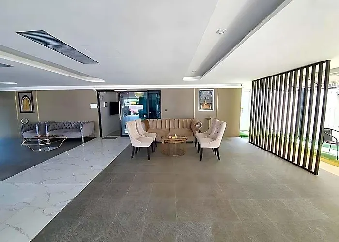 51 Suanplu Hotel 3*