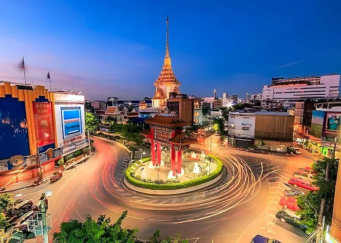 51 Suanplu Hotel 3*